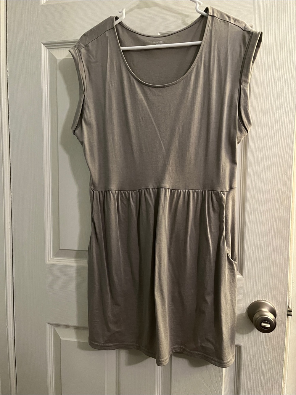 Garnet Hill Taupe Sleeveless Tunic with Pockets